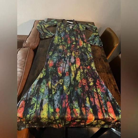 Nasty Gal Abstract Printed Sequin Halter Neck Dress - Picture 16 of 16